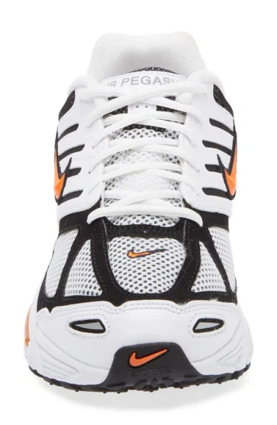 Nike Air Pegasus 2k5 Sneaker