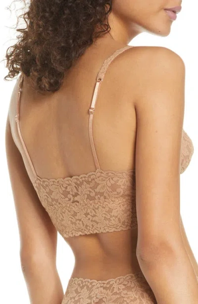 Hanky Panky V-neck Retro Lace Bralette