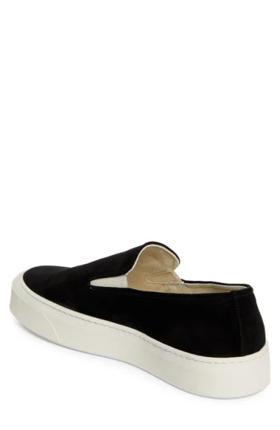 Common Projects Slip-on Sneaker
