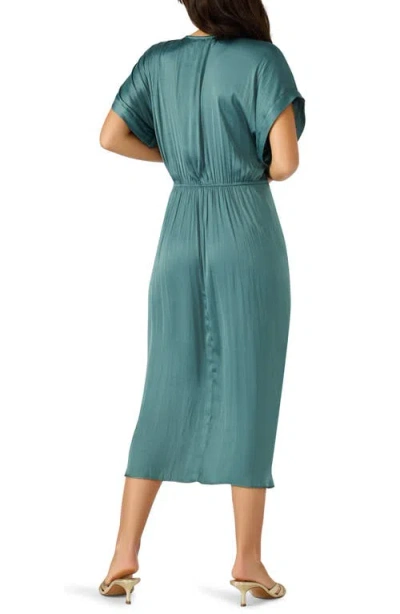 Steve Madden Aimee Ruched Front Midi Dress In Blue