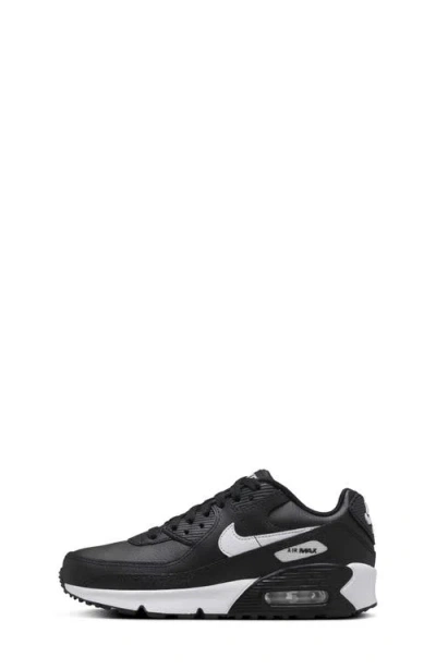 Nike Air Max 90 Sneaker