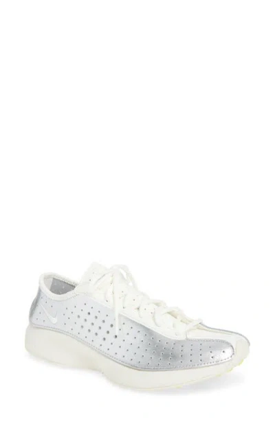 Nike Air Superfly Sneaker