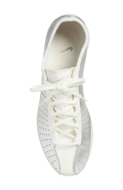 Nike Air Superfly Sneaker