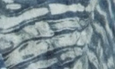 Apny Printed Top In Blue