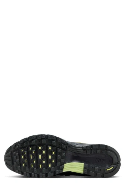Nike P-6000 Premium Sneaker