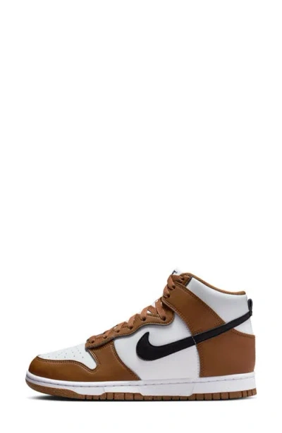 Nike Dunk Hi Basketball Sneaker