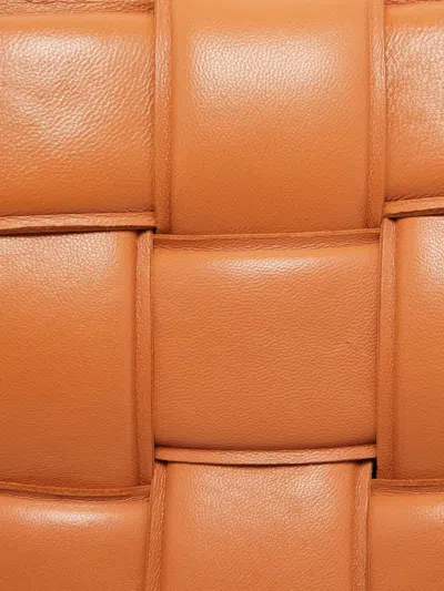 Pre-owned Bottega Veneta 2024 Cassete Chain Intreciatto Leather Shoulder Bag