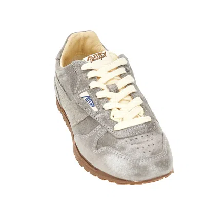 Autry Windspin Low Sneakers In Platinum Leather In Silver