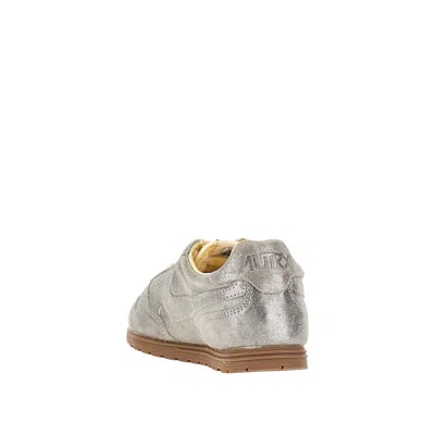 Autry Windspin Low Sneakers In Platinum Leather In Silver