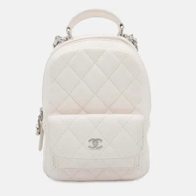 Pre-owned Chanel Matelasse Backpack White Caviar Leather Size Mini