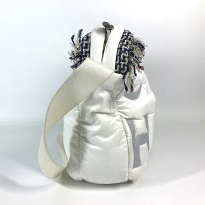 Pre-owned Chanel White Nylon Shoulder Bag ()