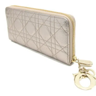 Pre-owned Dior Christian  Champagne Gold Leather Long Wallet (bi-fold) ()