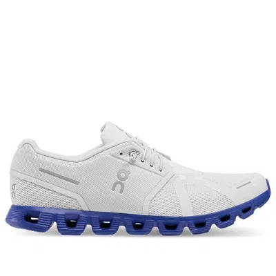 On Running Cloud 5 'frost Indigo' In Gray