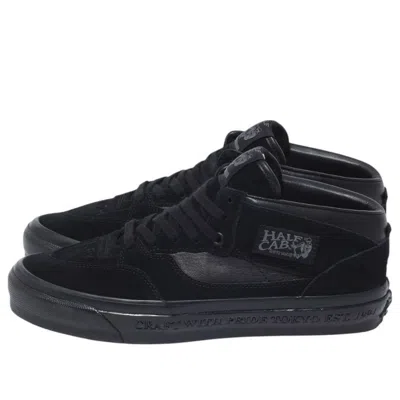 Vans X Neighborhood Half Cab 33 Sneaker In Black