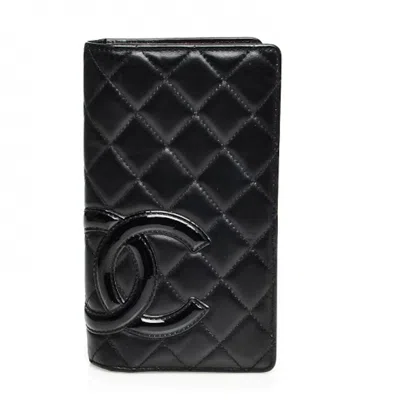 Pre-owned Chanel Women's  Cambon Yen Wallet Quilted Calfskin/patent Leather In Black
