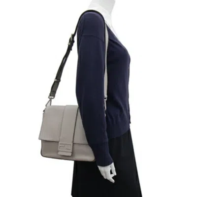 Pre-owned Fendi Grayish Leather Shoulder Bag ()