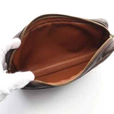 Pre-owned Louis Vuitton Brown Coated Canvas Leather Clutch Bag ()