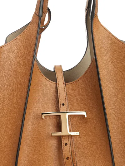 Tod's Tsb Shopping Pend. T Piccola Shoulder Bags Brown