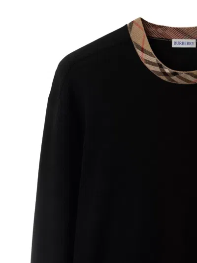 Burberry Crew Neck Knitwear With Distinctive Patterned Collar