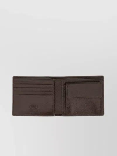 Tod's Leather Wallet Bi-fold Metal Logo In Brown