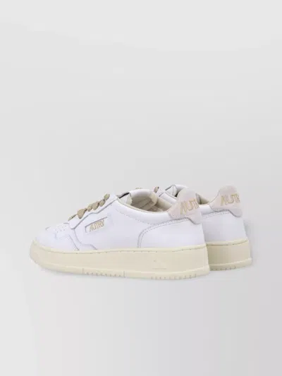 Autry Low Medalist Padded Perforated Sneakers