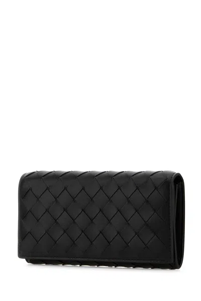 Bottega Veneta Women Black Leather Intrecciato Wallet In Black