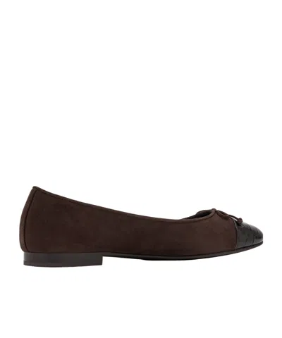 Tory Burch Round Toe Ballet Flats