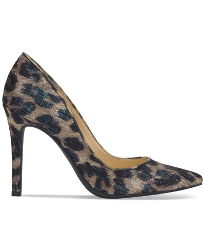 Jessica Simpson Women's Cassani Pointed-toe Pumps