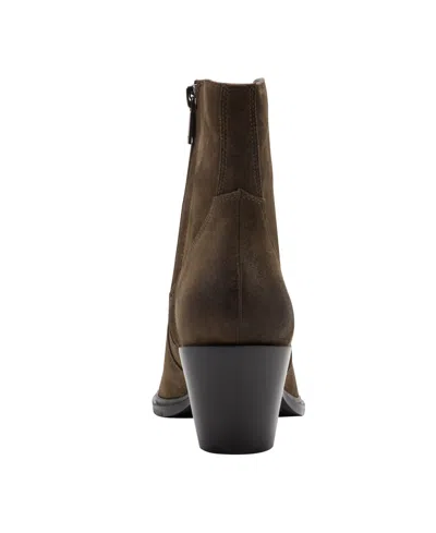 Marc Fisher Ltd Women's Giulie Western Block Heel Booties