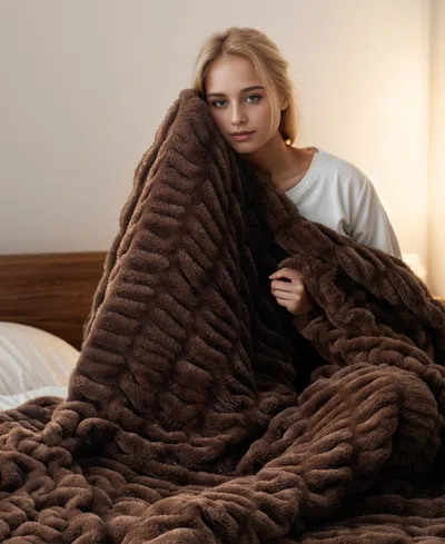 Battilo Luxurious Reversible Rabbit Faux Fur Throw, 50" X 60"