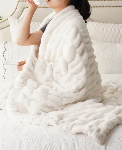 Battilo Luxurious Reversible Rabbit Faux Fur Throw, 50" X 60"