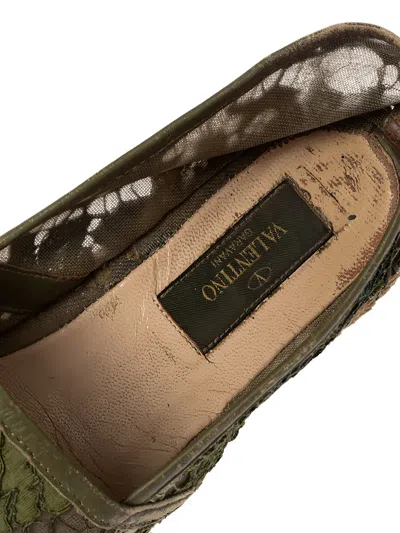 Pre-owned Valentino Garavani Floral-lace Ballet Flats