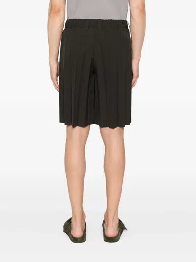Issey Miyake Pleated Shorts In Black