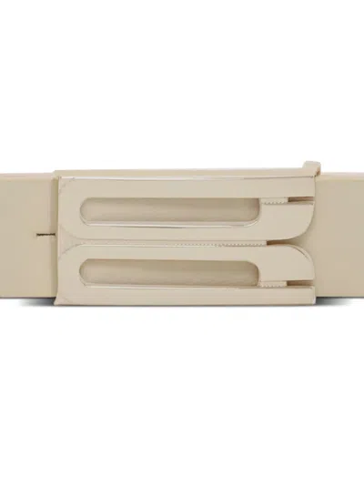 Victoria Beckham Logo-buckle Leather Belt In Neutral