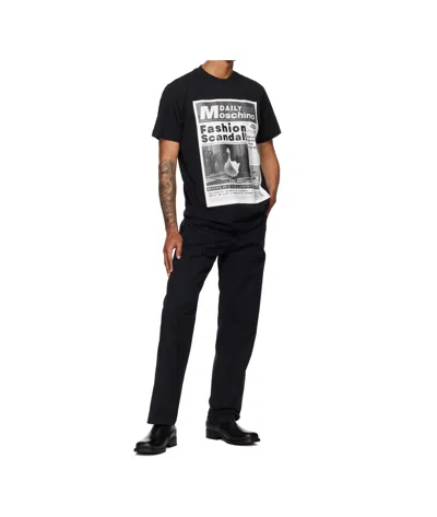 Moschino T-shirt Whit Maxi Print In Black