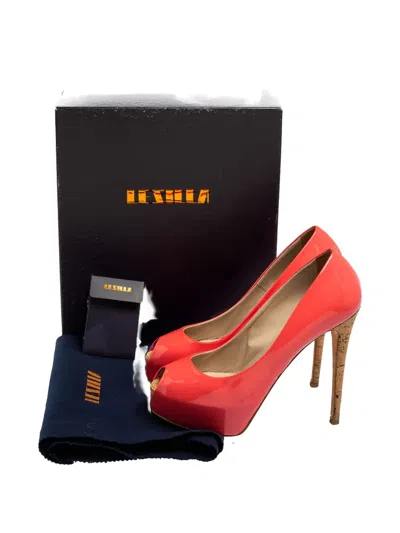Pre-owned Le Silla Patent Leather Peep-toe Pumps In Pink