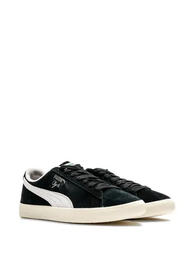 Puma Clyde Hairy Suede Men's Low Shoe