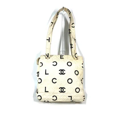 Pre-owned Chanel Black White Canvas Shoulder Bag Tote Bag ()