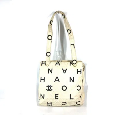 Pre-owned Chanel Black White Canvas Shoulder Bag Tote Bag ()