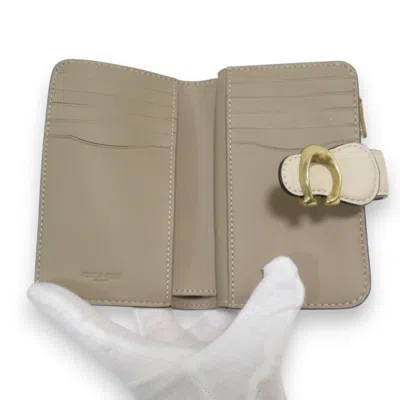 Pre-owned Coach Beige Leather Signature Line Wallet (bi-fold) ()