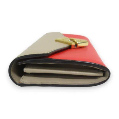 Pre-owned Fendi Beige Gold Red Color Wallet (bi-fold) () In Multi
