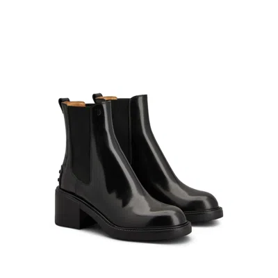 Tod's Black Boot