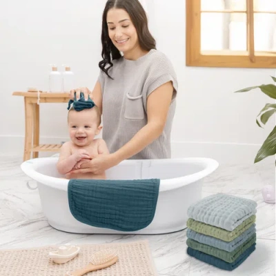 Comfy Cubs Muslin Washcloths In Multi