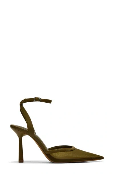 Steve Madden Alliance Pointed Toe Pump