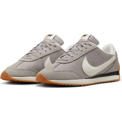 Nike Pacific Low Top Sneaker