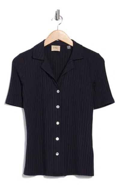 Elie Elie Tahari Textured Stripe Short Sleeve Button-up Shirt