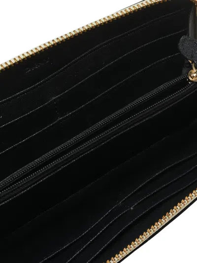 Pre-owned Dkny Leather Wallet In White