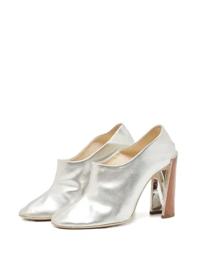Pre-owned Stella Mccartney Leather Heeled Pumps In Silver