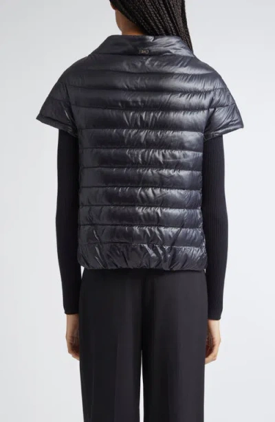 Herno Emilia Ultra-light Down Cape In Black