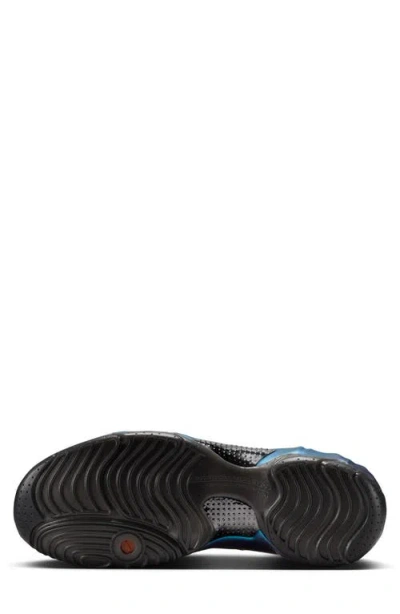 Nike Clogposite Basketball Clog